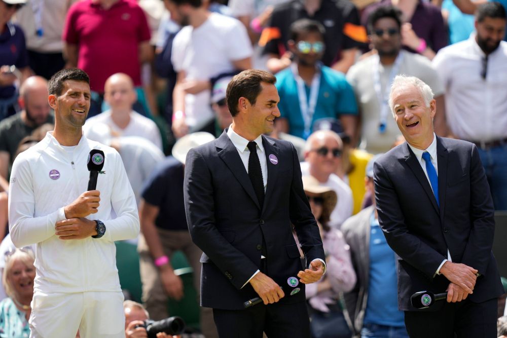 "God save the King"! Roger Federer, aclamat pe arena centrală de la Wimbledon: "Sper să mai joc o dată aici"_10