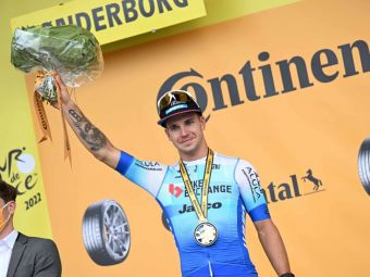 &rdquo;Ciclistul XXX&rdquo; a câștigat etapa a treia din Turul Franței! Toți cei clasați pe podium au terminat cu același timp