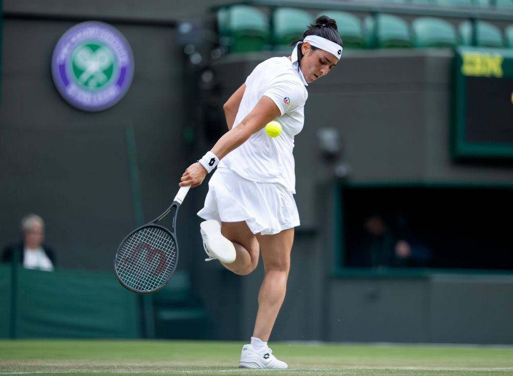 Wimbledon 2022 | Ons Jabeur, victorie muncită pentru calificarea în sferturi și moment de magie decupat din fotbal_1
