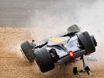 
	Pilotul de F1, aproape de un accident teribil, a revenit spectaculos. Mesajul de pe Social Media postat de Zhou Guanyu
