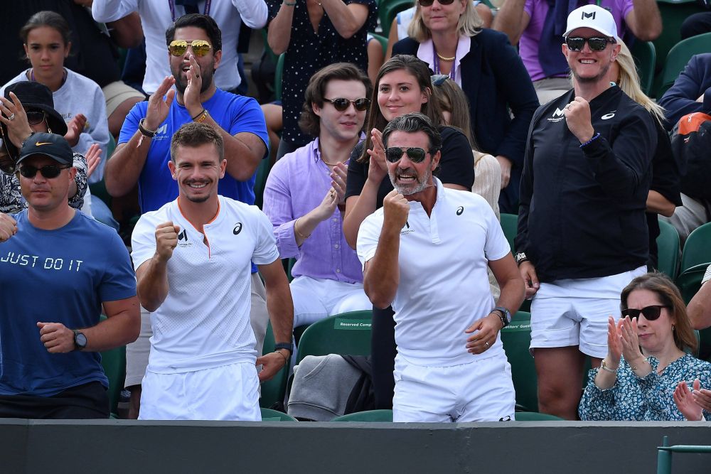 Reacția lui Patrick Mouratoglou după victoria entuziasmantă a Simonei Halep din optimile de finală de la Wimbledon 2022_8