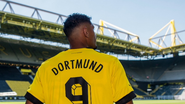 
	Dorit de Bayern Munchen, rivala Borussia Dortmund a transferat un super atacant. Cu cine a fost înlocuit Erling Haaland
