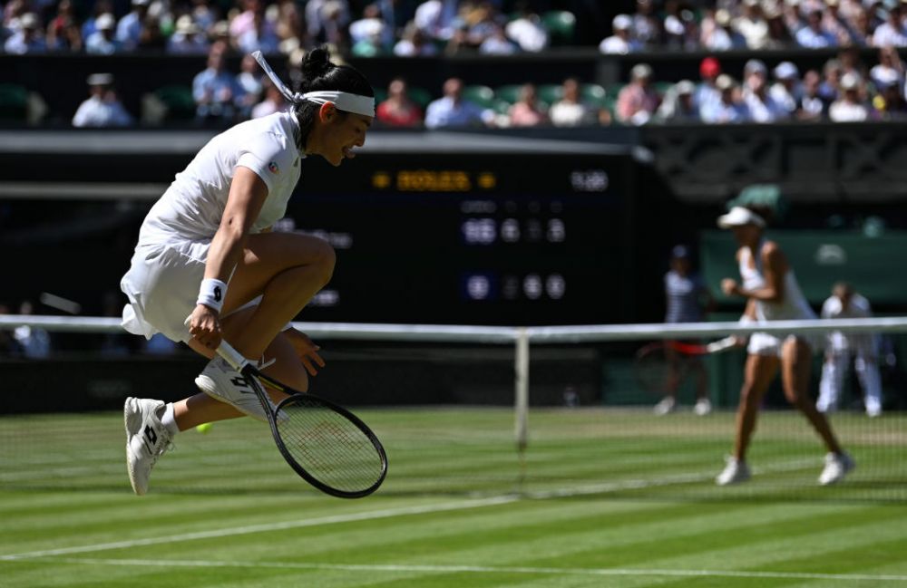 Finala Wimbledon 2022: Elena Rybakina - Ons Jabeur 3-6, 6-2, 6-2. Jucătoarea care a învins-o pe Simona Halep a câștigat turneul_16