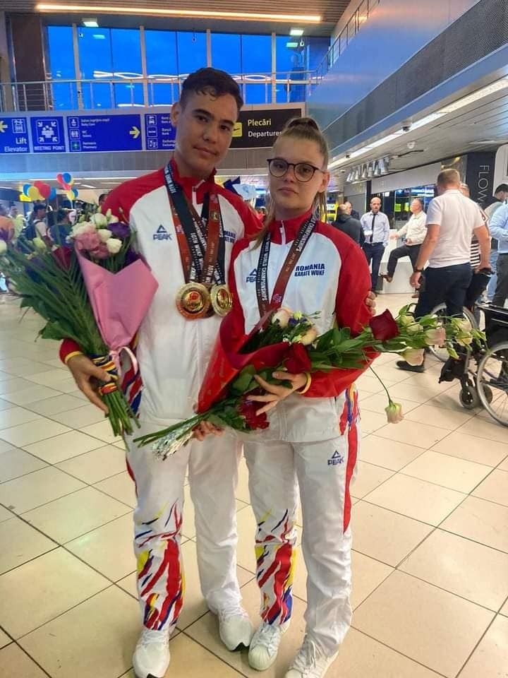 Medalii de aur în SUA pentru România. Ei sunt laureații de la Campionatul Mondial de karate WUKF_3