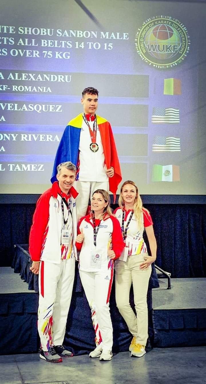 Medalii de aur în SUA pentru România. Ei sunt laureații de la Campionatul Mondial de karate WUKF_6