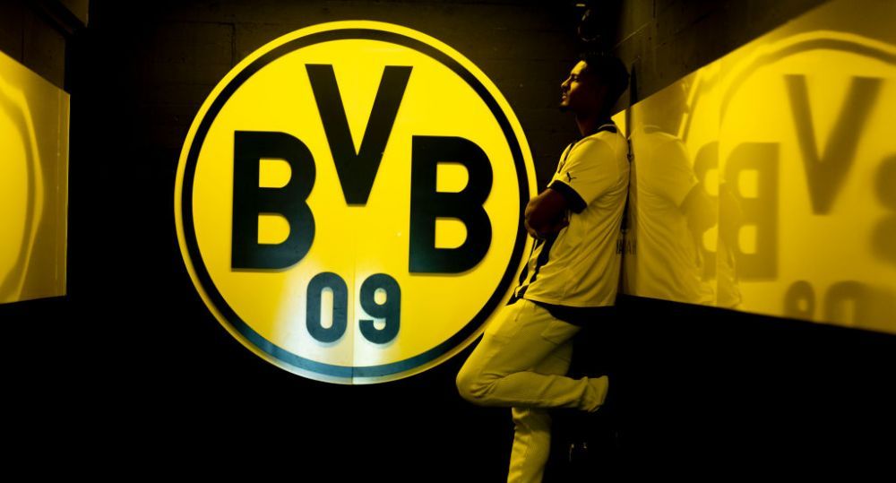 Starul transferat de Dortmund în această vară a fost diagnosticat cu cancer testicular, după ce a acuzat stări de rău la antrenamente_13