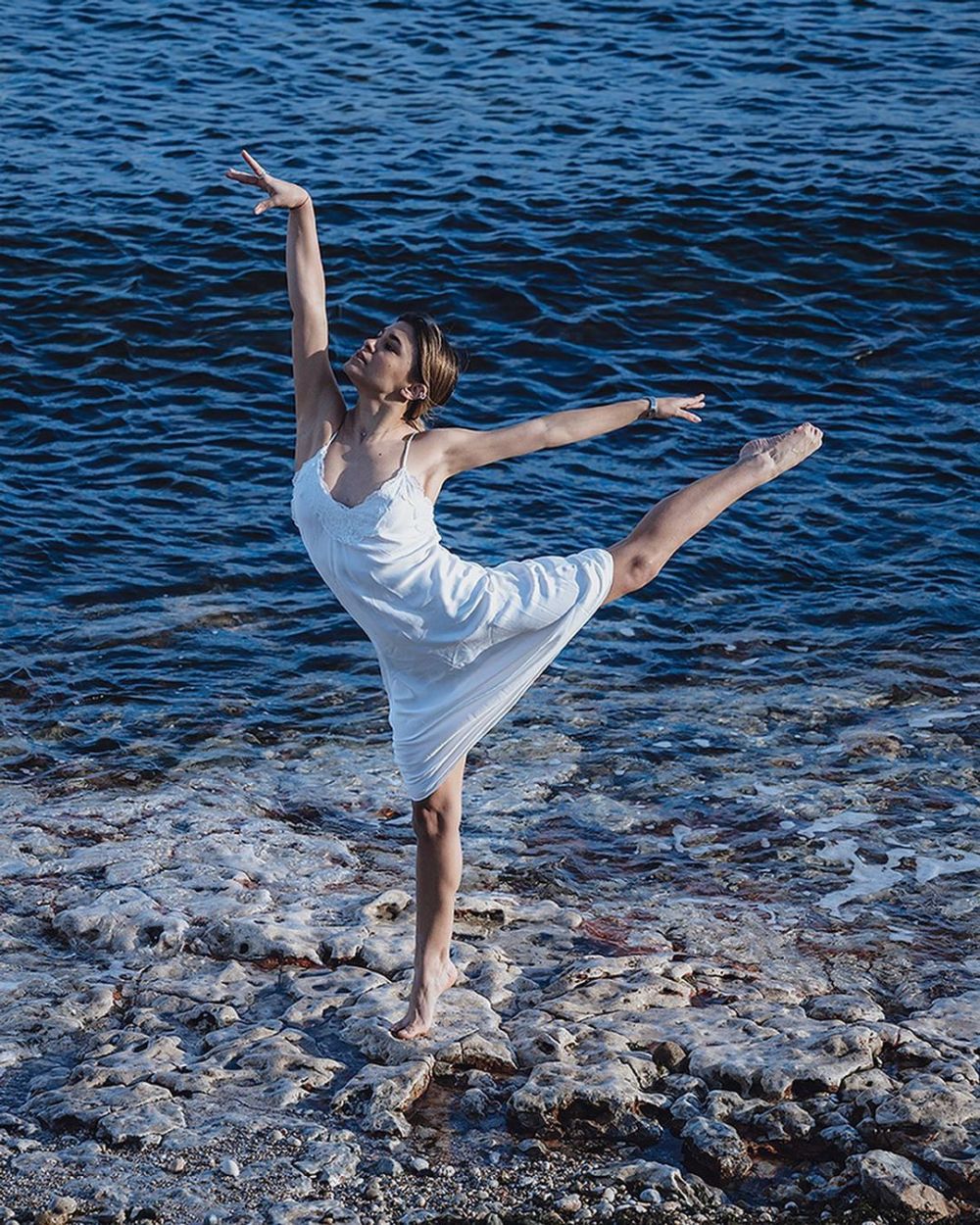 Diana Bulimar, imagini topless de la plajă! Fosta gimnastă a renunțat la inhibiții: imagini incendiare_42