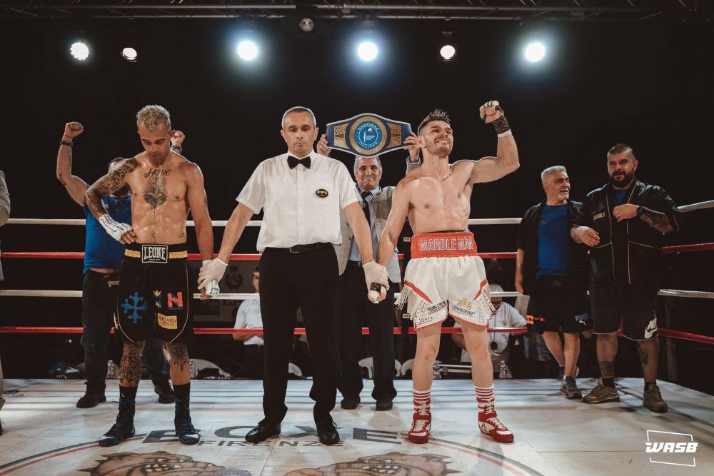 ”Marble Man” Cătălin Ionescu, campion al Italiei la categoria super pană! L-a făcut KO pe adversar_4