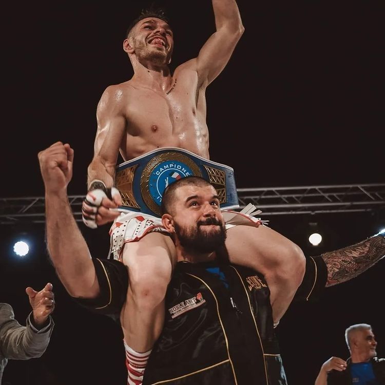 ”Marble Man” Cătălin Ionescu, campion al Italiei la categoria super pană! L-a făcut KO pe adversar_10