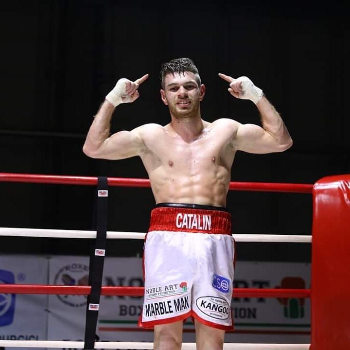 Fotbalistul român de la Fiorentina devenit boxer profesionist și campion național în Italia: ”Ăsta e numai începutul!”_18