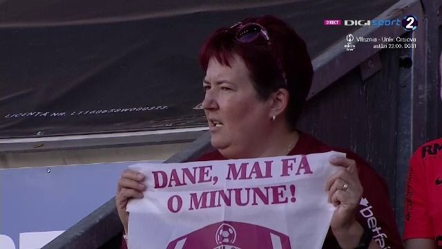 Dan „Bitman” Petrescu, mai fă o minune! Mesajul savuros afișat de o fană înaintea meciului CFR Cluj - Escaldes_1