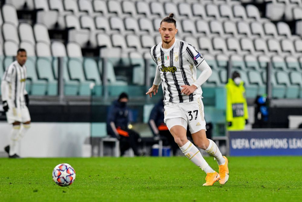 Radu Drăgușin și-a luat gândul de la Juventus! Ce a declarat în presa italiană fundașul împrumutat în Serie B_13