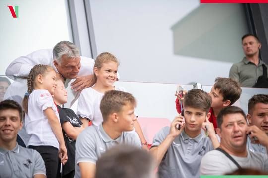Viktor Orban face turul României! Premierul Ungariei, prezent la inaugurarea stadionului din Miercurea Ciuc_2
