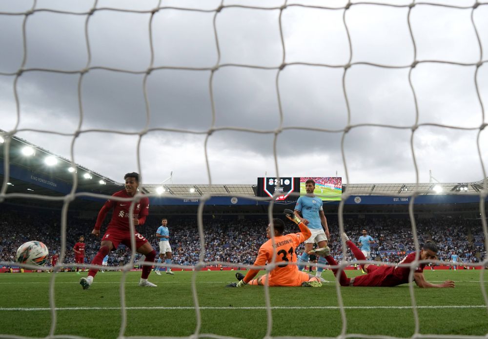 Darwin Nunez, debut colosal la Liverpool! Atacantul a lăsat-o mască pe Manchester City cu o reușită de excepție_3