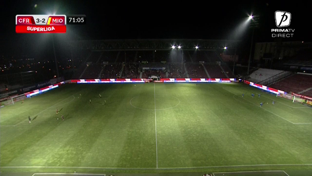 S-a lăsat întunericul în Gruia! Nocturna de 1.8 milioane de euro de la Cluj a cedat în timpul meciului cu CS Mioveni_29
