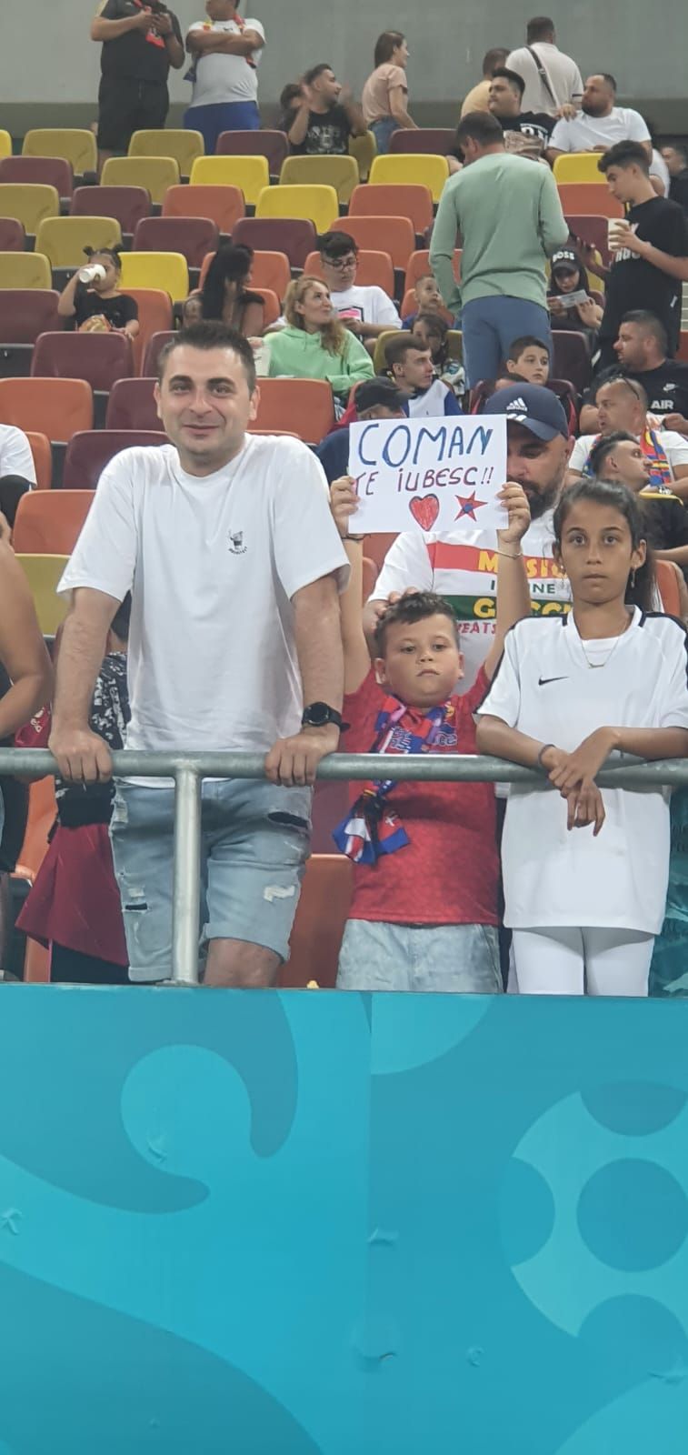 Florinel Coman, idolul copiilor de pe Arena Națională. Cu ce banner a apărut un puști la meciul FCSB - FCU Craiova_1