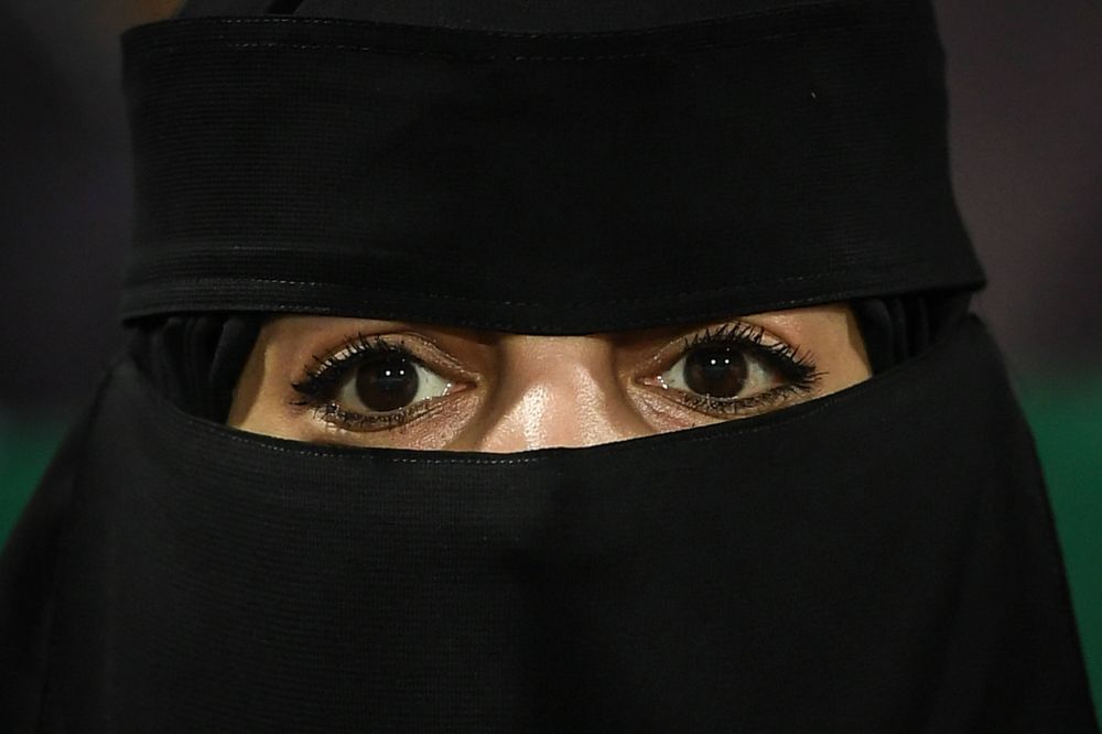 Arabia Saudită vrea să organizeze turneul final de fotbal feminin, deși femeile aveau interdicție pe stadioanele din țară!_4