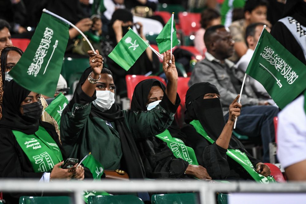 Arabia Saudită vrea să organizeze turneul final de fotbal feminin, deși femeile aveau interdicție pe stadioanele din țară!_7