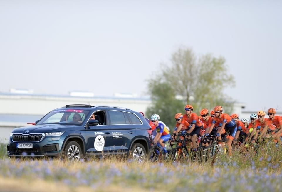 Sok sikert! Team Novak, echipa ministrului sportului, prezentă la Turul Ținutului Secuiesc la ciclism_13