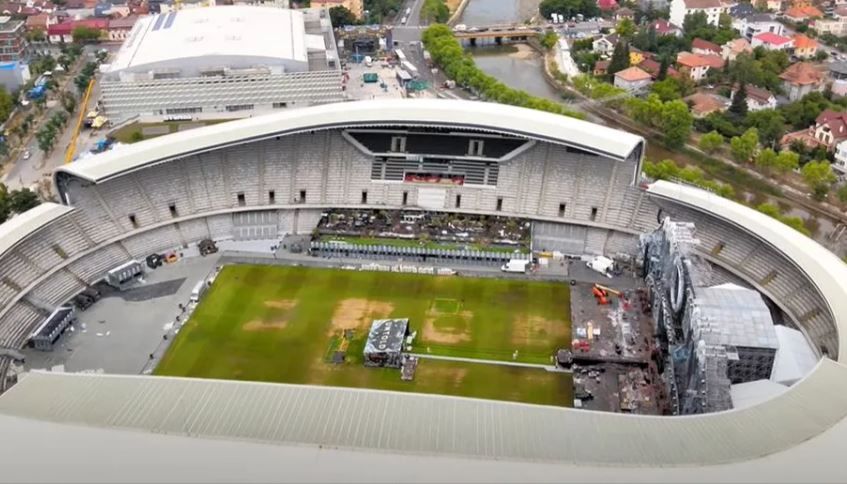 Imagini ireale de pe arena din Cluj! Cum arată gazonul după patru zile de festival_5