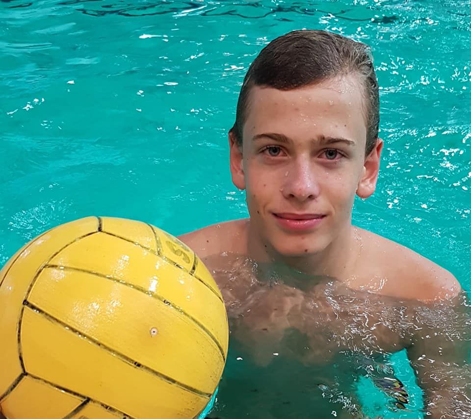 Erik Ionescu, un junior român în naționala Ungariei! Va participa la Campionatul Mondial Under-18 din această lună_1