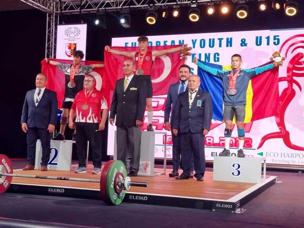 Medalii peste medalii câștigate de România la Campionatele Europene de haltere pentru juniori!_12