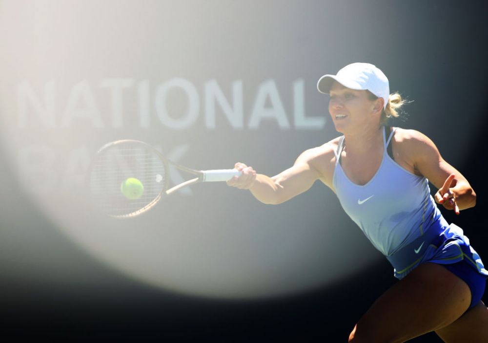 Cea mai strânsă relație antrenor-jucătoare în circuitul WTA! Simona Halep a sărit în brațele lui Mouratoglou imediat după finală_2