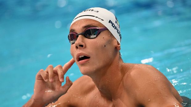 
	David Popovici, aur la 200 m liber. Ce scrie Swimming World Magazine despre cursa românului în vârstă de 17 ani&nbsp;
