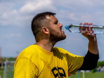 
	Artă! Gol superb marcat de portarul Bogdan Căucă din lovitură liberă într-un meci din Cupa României

