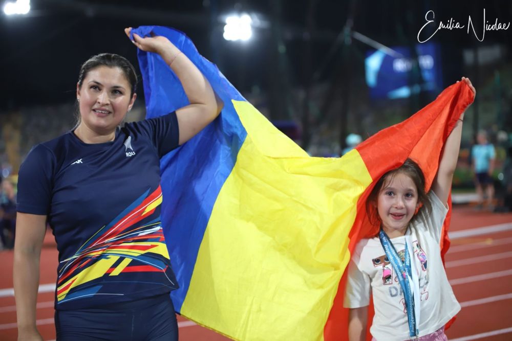 Nicolae Ciucă a reacționat după aurul cucerit la Europene de atleta Bianca Perie Ghelber_6