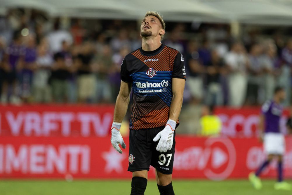 Ce i-a transmis antrenorul lui Cremonese lui Ionuț Radu, după gafa din meciul cu Fiorentina_9