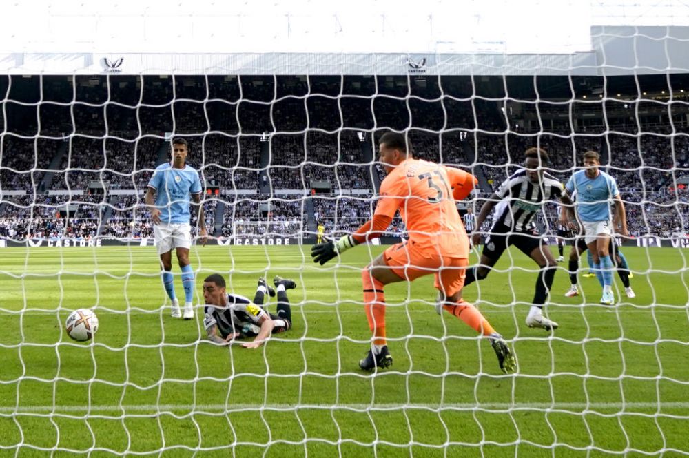 Newcastle - Manchester City 3-3. Spectacol total în meciul zilei din Premier League_1