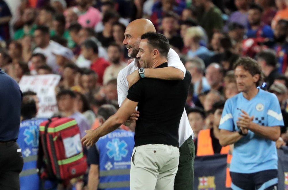 Xavi Hernandez și Pep Guardiola, conferință la comun după amicalul caritabil! Antrenorii au vorbit de Bernardo Silva: „Îi place Barcelona!” _5