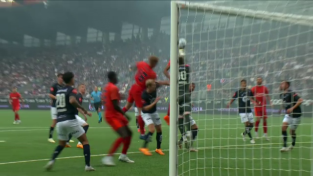 FCSB i-a luat pe sus pe norvegieni! Malcom Edjouma, gol după trei minute contra lui Viking_7