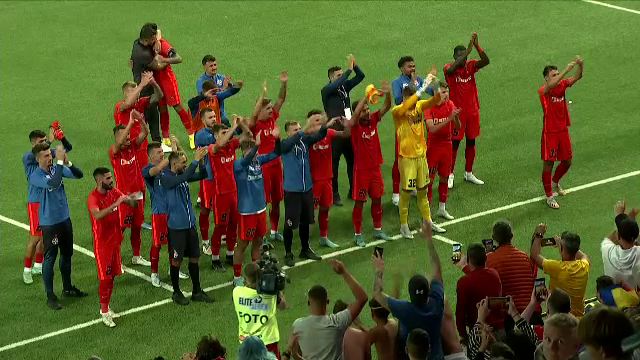 Explozie de bucurie în Norvegia după calificarea lui FCSB! Imagini spectaculoase cu jucătorii și fanii români_6