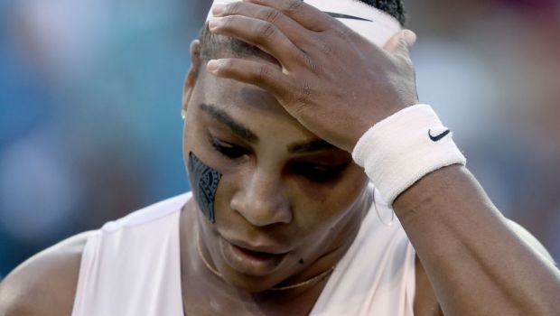 
	În 2012, Serena Williams s-a prăbușit mental și a stat închisă trei zile în camera de hotel: ce s-a întâmplat la Roland Garros
