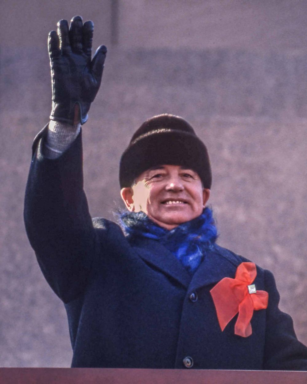 A murit Mihail Gorbaciov, ultimul conducător al URSS. Perestroika, glasnost, fotbal, Metallica și Pantera_4
