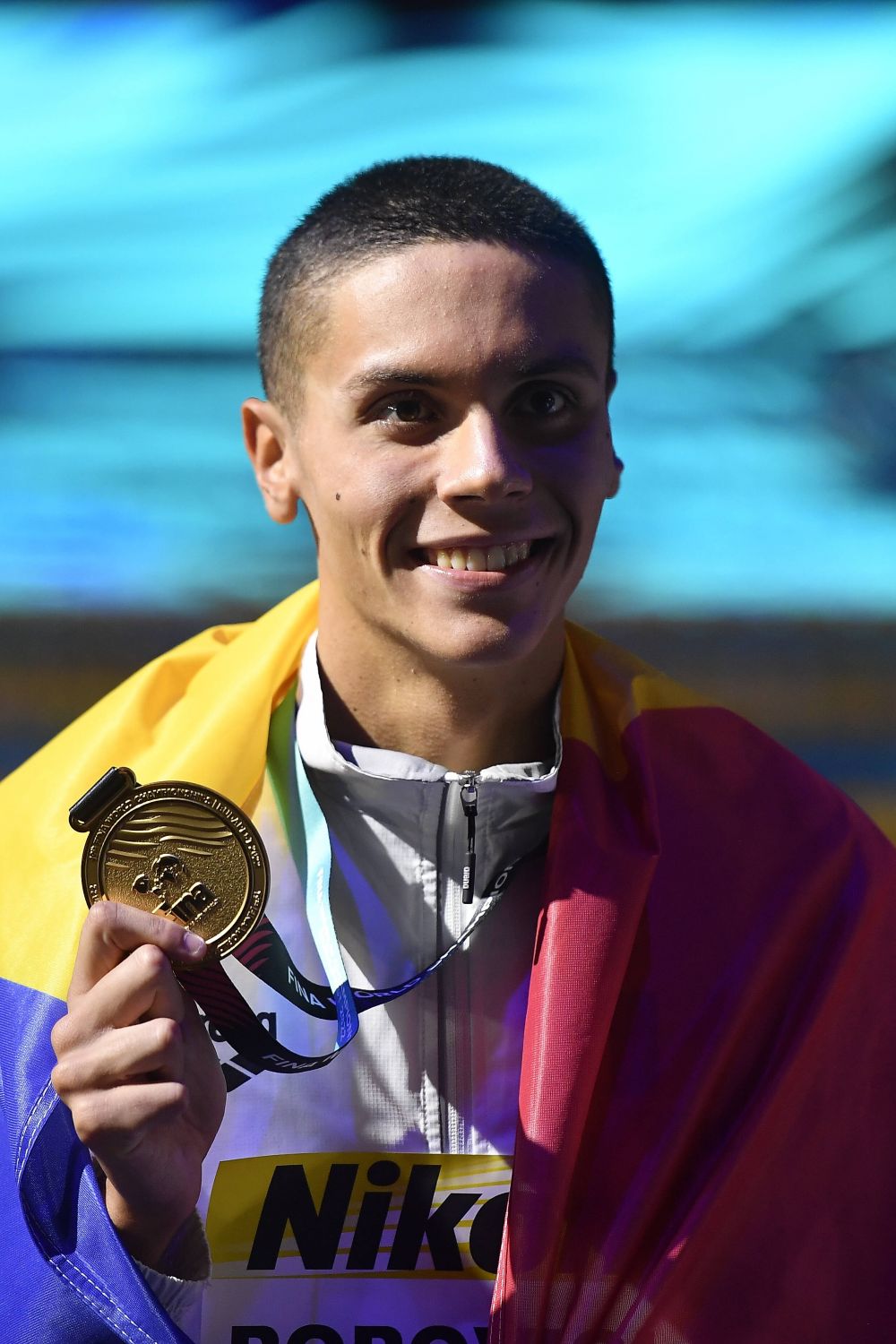 Premierul Ciucă a reacționat după aurul cucerit de ștafeta de 4x100 m liber la CM de juniori din Lima (LIVE pe VOYO)_8