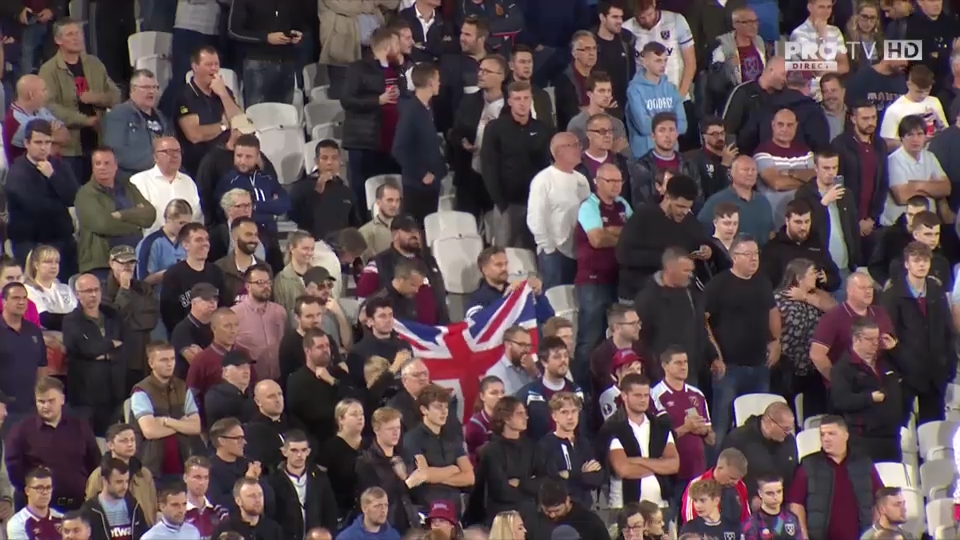 West Ham - FCSB | Momente emoționante înaintea fluierului de start în ziua în care Regina Elisabeta a II-a a murit _2
