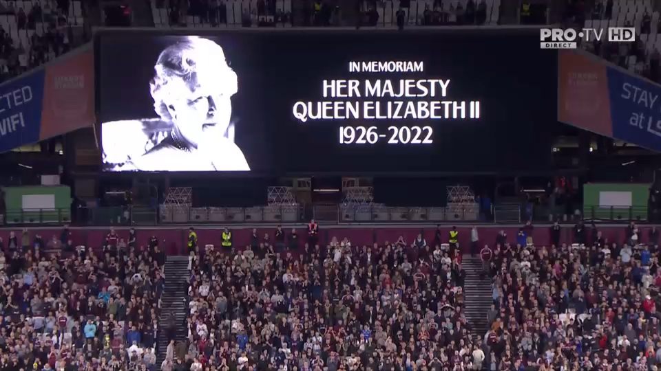 West Ham - FCSB | Momente emoționante înaintea fluierului de start în ziua în care Regina Elisabeta a II-a a murit _7