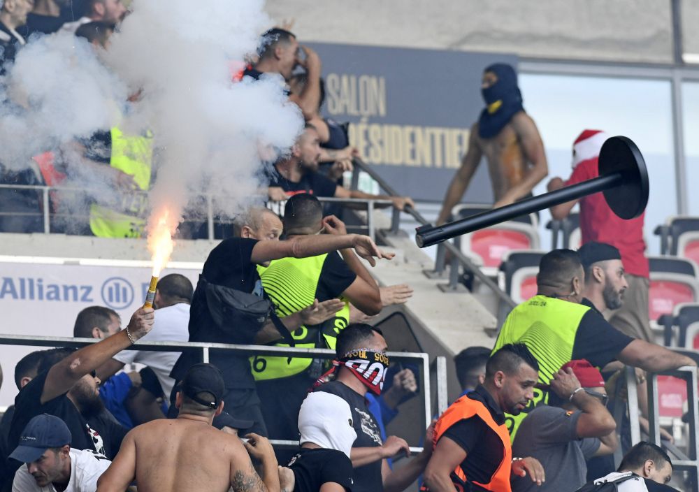 Ce a decis UEFA după haosul de la Nice - Koln în urma căruia 32 de persoane au fost rănite iar patru spitalizate_6