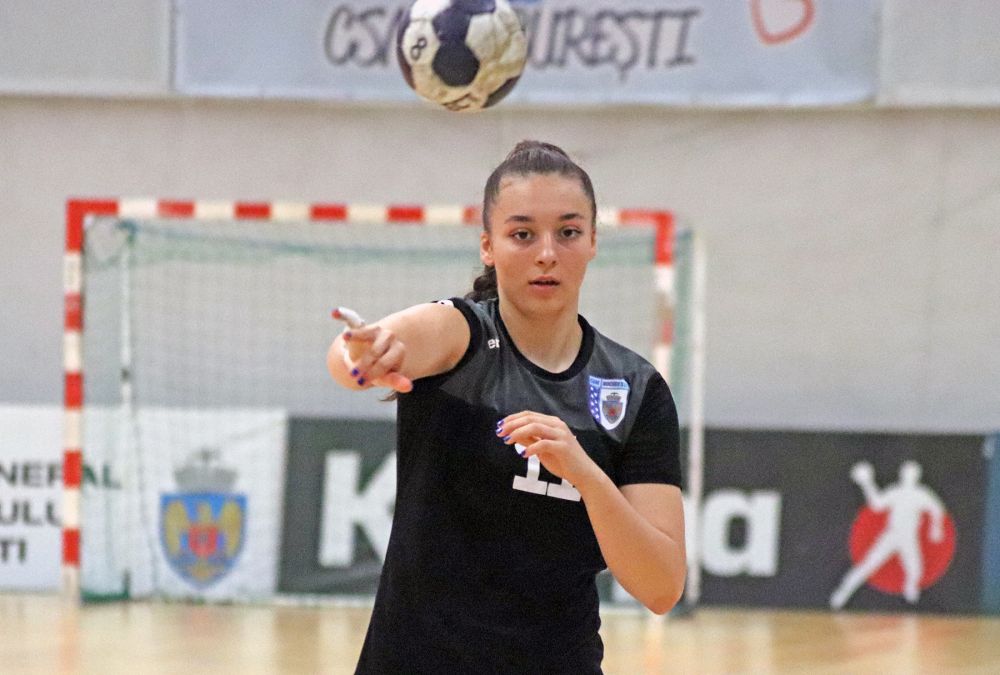 Tinerele talente ale CSM București, învinse clar de echipa Patriciei Vizitiu  _3