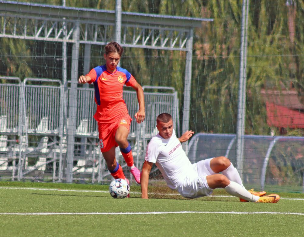FCSB a învins Rapidul la un scor confortabil în Liga de Tineret. Conducea cu 4-0, în minutul 26_27