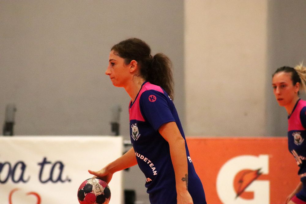 Patricia Vizitiu a debutat la noua echipă, la aproape 20 de ani de la primul meci jucat la senioare  _2