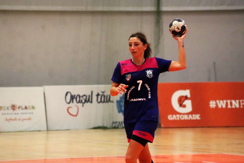 Patricia Vizitiu a debutat la noua echipă, la aproape 20 de ani de la primul meci jucat la senioare  _12