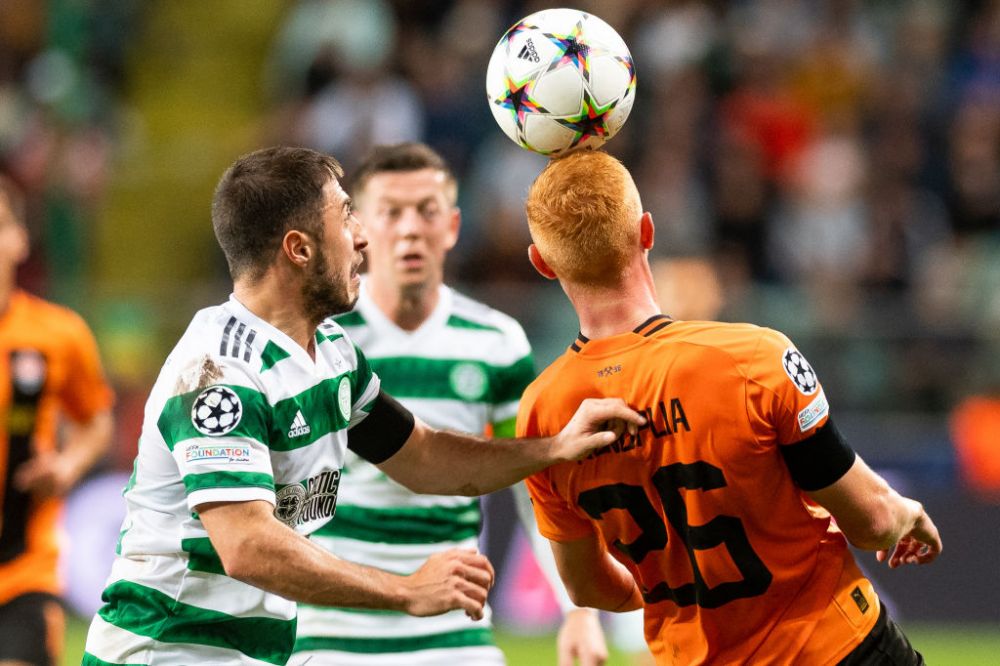 UEFA o va penaliza pe Celtic pentru un banner împotriva Reginei! Ce au făcut suporterii scoțieni_8