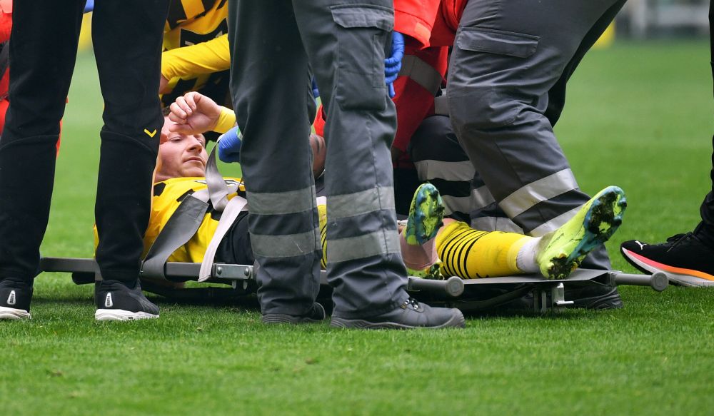 Marco Reus, accidentare oribilă cu două luni înainte de Cupa Mondială! Căpitanul lui Dortmund, scos pe targă de pe teren_2