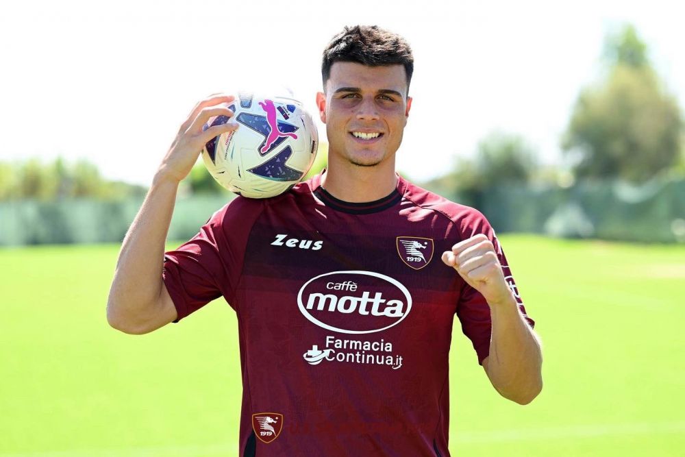 Italienii anunță: un român de 21 de ani din Serie A care nu contează pentru națională are toate șansele să devină ”top player”!_14