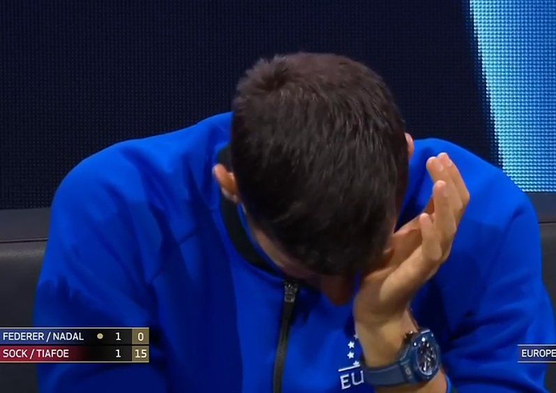 S-a sfârșit o eră! Novak Djokovic a plâns la retragerea „regelui” Roger Federer, în timpul meciului_21