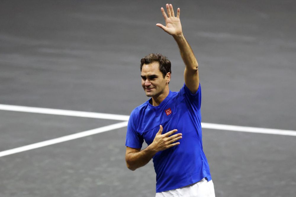 S-a sfârșit o eră! Novak Djokovic a plâns la retragerea „regelui” Roger Federer, în timpul meciului_33